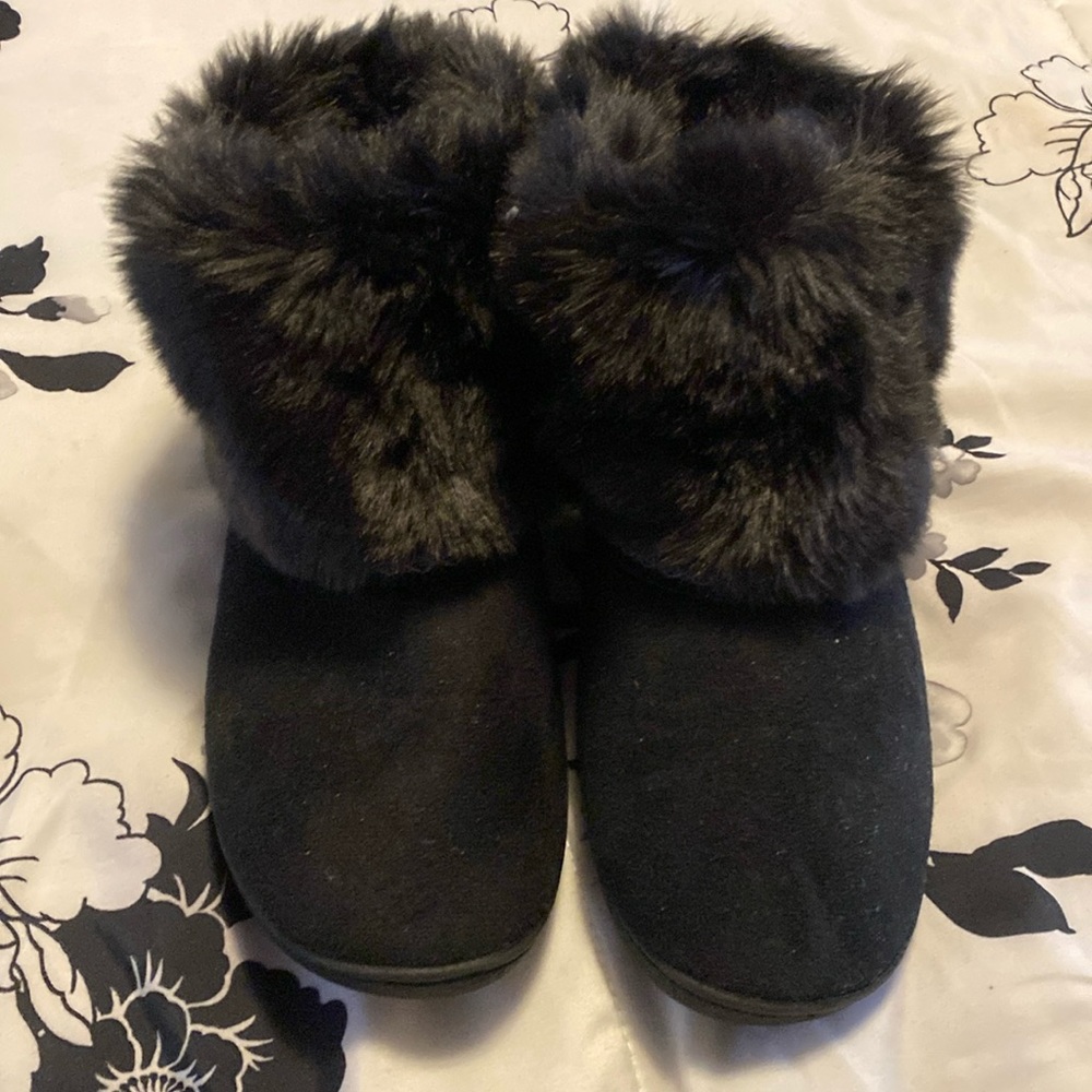 Isotoner Womens Clog Slippers